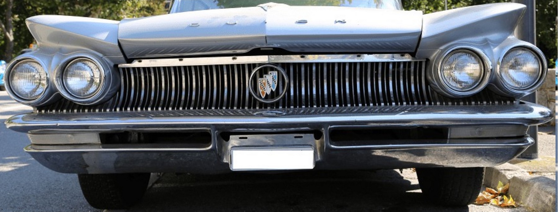 La Buick Invicta 225 Cabriolet de Johnny ( 1962 ) Sans_148