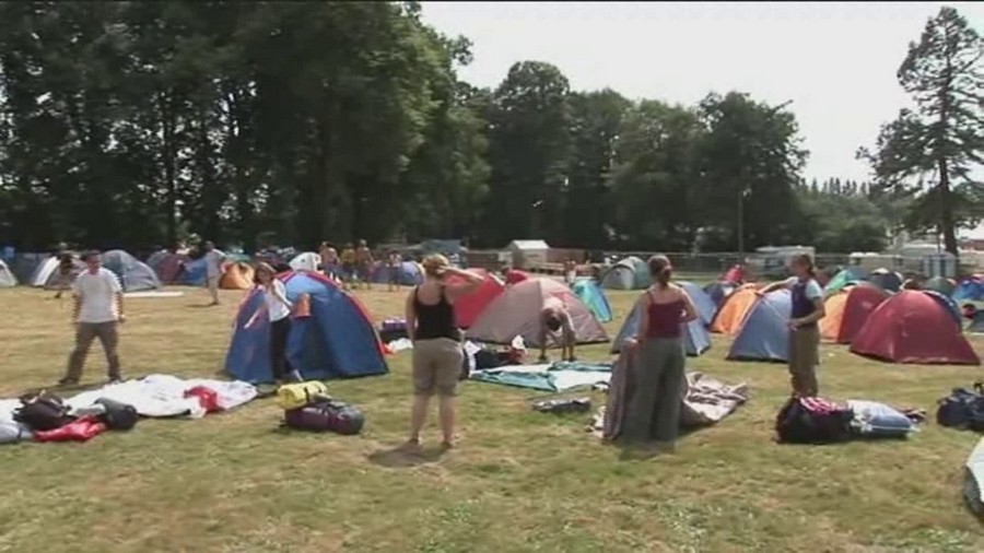 LES CONCERTS DE JOHNNY 'CARHAIX-PLOUGUER 2006' Sans_797