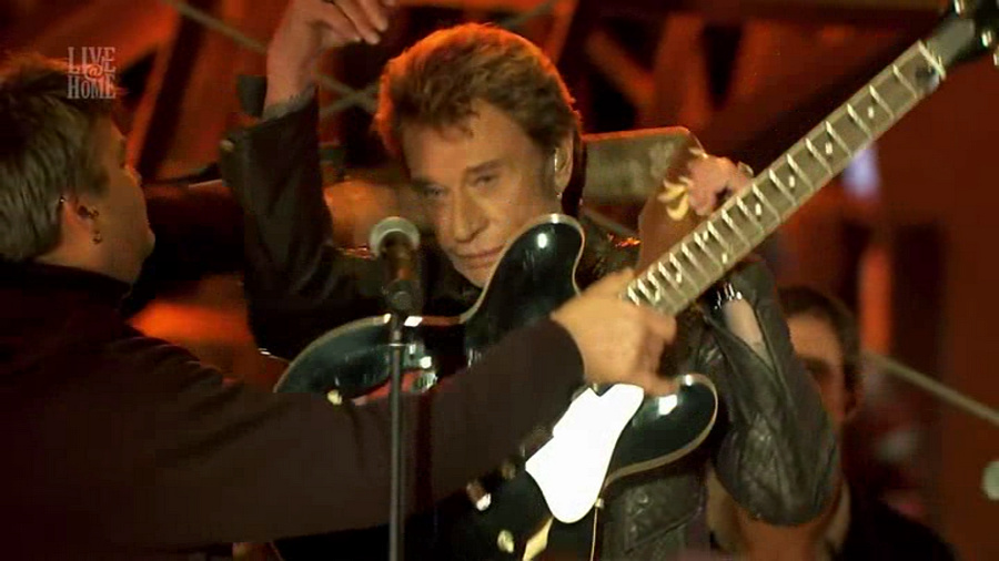 LES CONCERTS DE JOHNNY 'LA TOUR EIFFEL, PARIS 2011' Vlcs1284