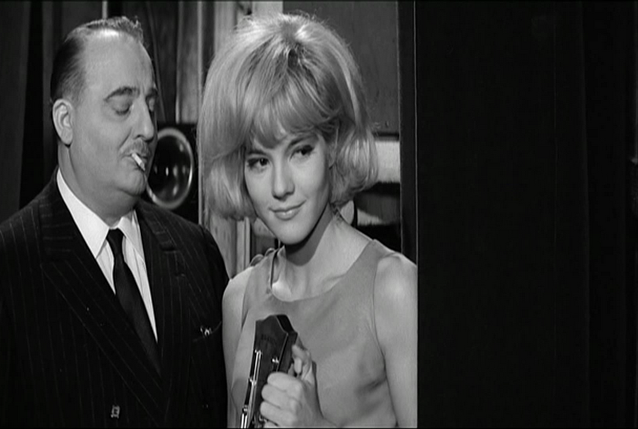 LES FILMS DE JOHNNY 'CHERCHEZ L’IDOLE' 1964 Vlcs3417