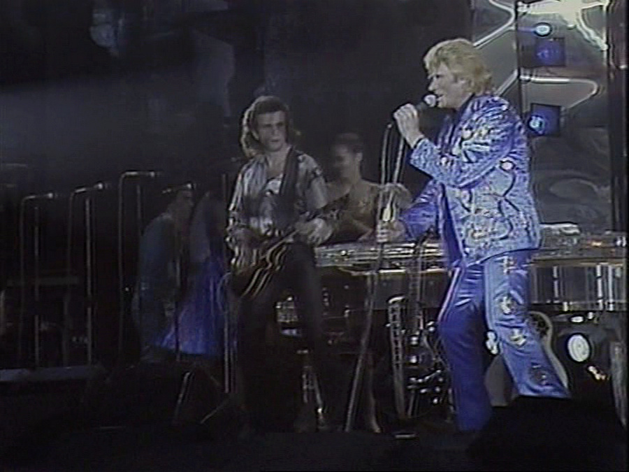 LES CONCERTS DE JOHNNY 'PALAIS DES SPORTS DE PARIS 1982' Vlcsn397