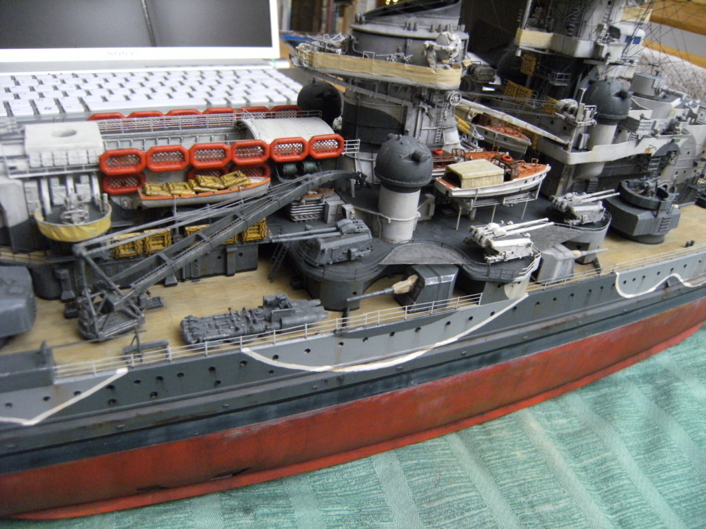 Croiseur de bataille DKM Scharnhorst [Trumpeter 1/200°] de Dyphrologue - Page 24 Vue_ge23