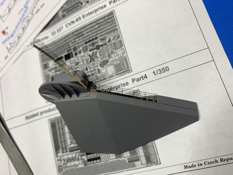 Porte Avion Enterprise CVN65 1/350 - Page 2 Mini1062