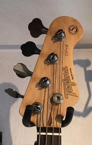 Precision Bass: Squier ou SX? Contra10