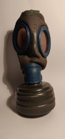 Masque à gaz allemand seconde guerre mondiale  Img_2017
