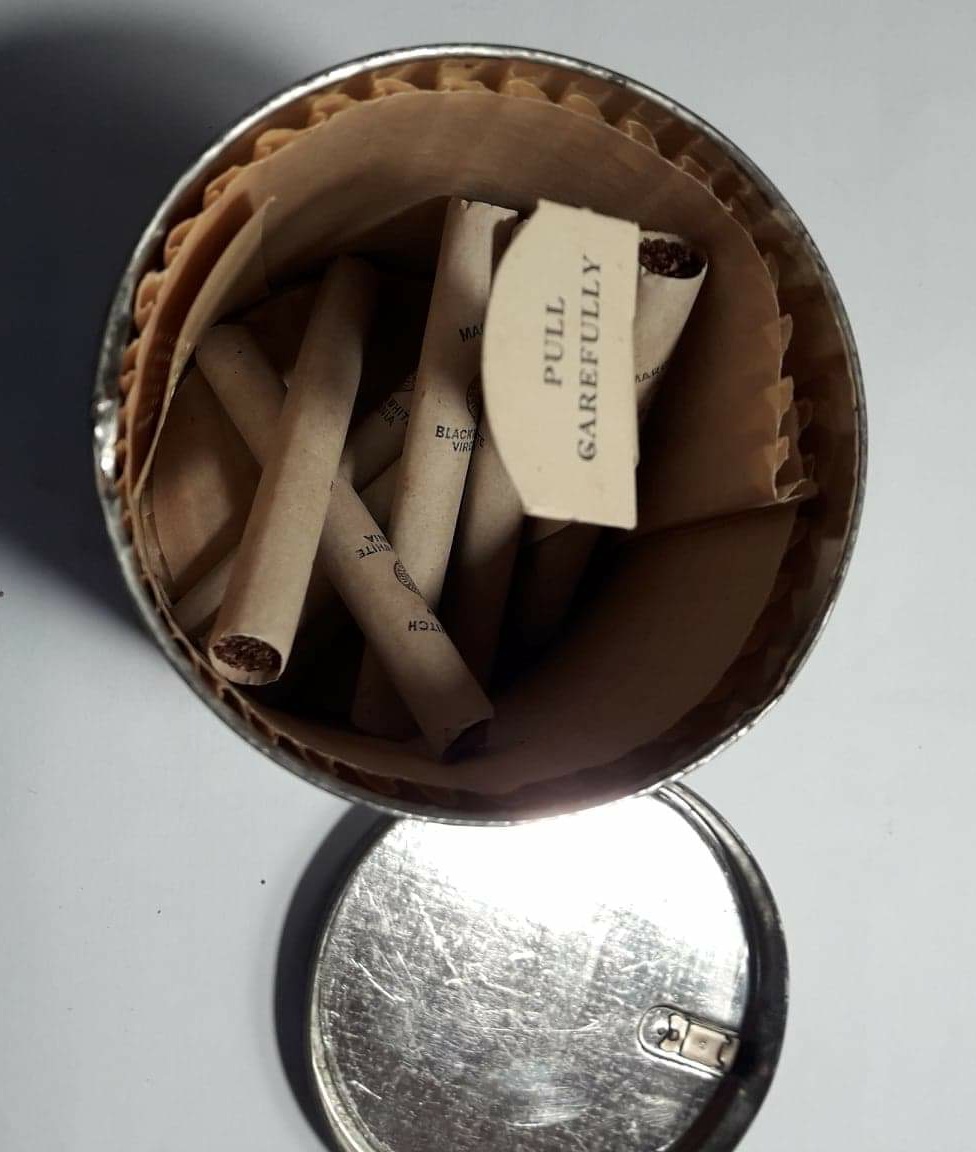 Cigarettes anglaises seconde guerre mondiale ?  Receiv46