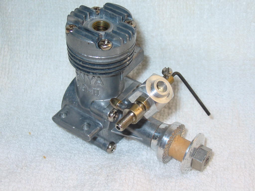 For sale -- Cox Custom Carburetors for Tee Dee engines 006_en20