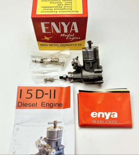 Three Enya .09-IV engines -- Same but Different? Also -- "Old" & 60th Anniversary  Enya .15D-II engine 008_en17