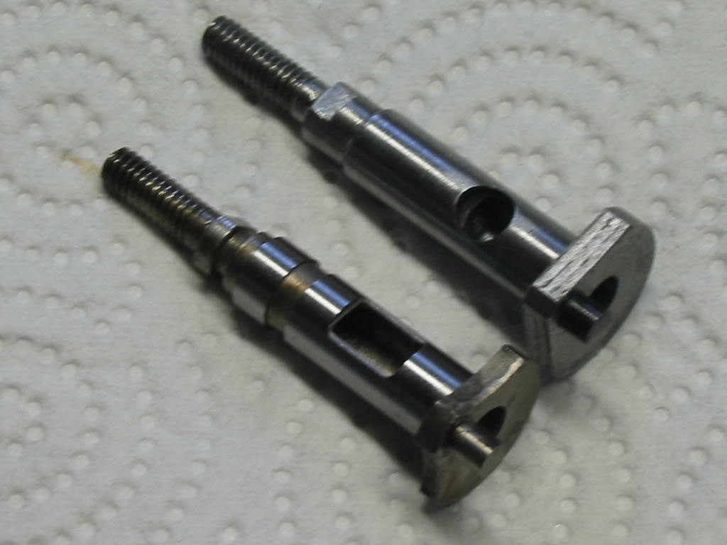 Standard Enya .049-II engine vs. the Mikoken Enya engine -- What is different? 012_mo11
