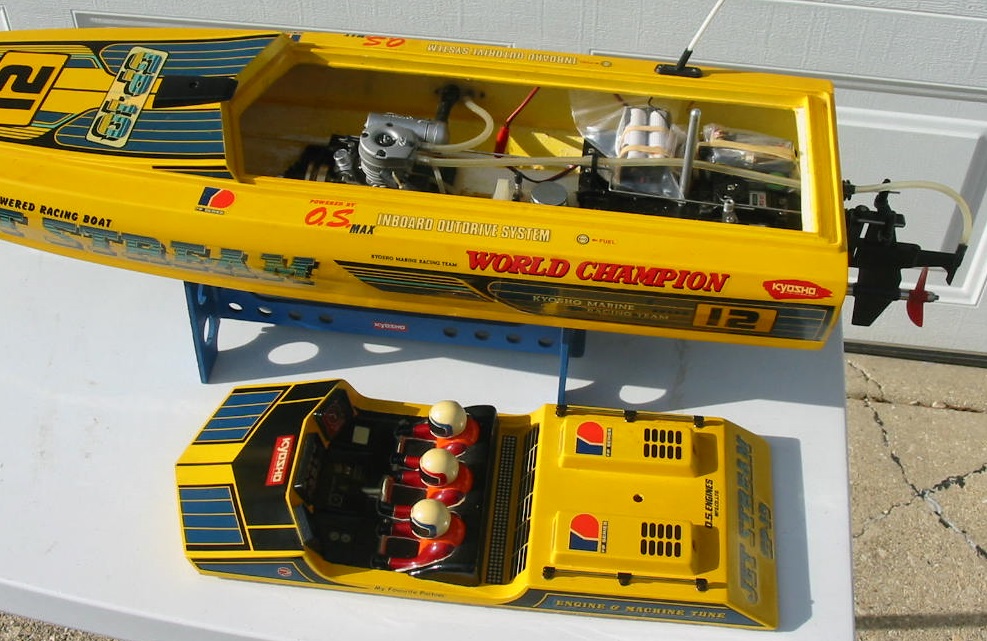 RC water-skier...... 02_top12