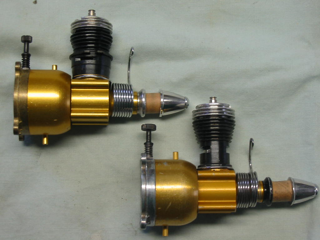 Cox Golden Bee .049 engine. Golden19