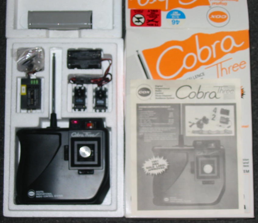 New In Box Cox Cobra Three Radio Nib_co11