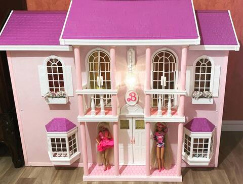 Barbie magical mansion