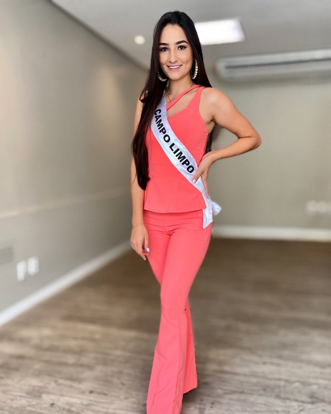 laura thereza de araujo, miss centro goiano mundo 2022. - Página 2 44191011