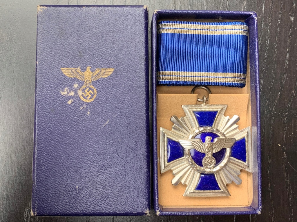 Médailles de service dans le NSDAP Img_9424