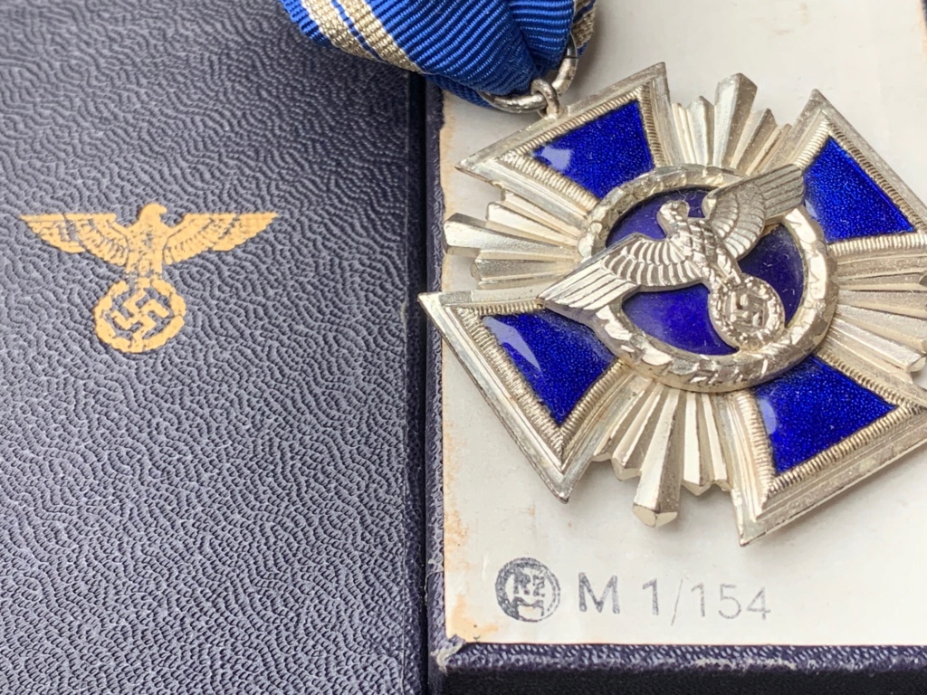 Médailles de service dans le NSDAP Img_9427