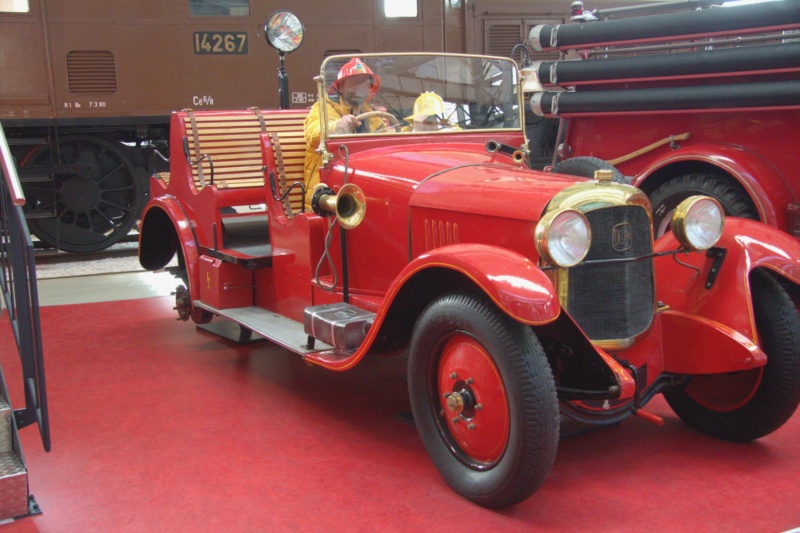 US + Deutsche Feuerwehrfahrzeuge im Technikmuseum Speyer... Img_6820