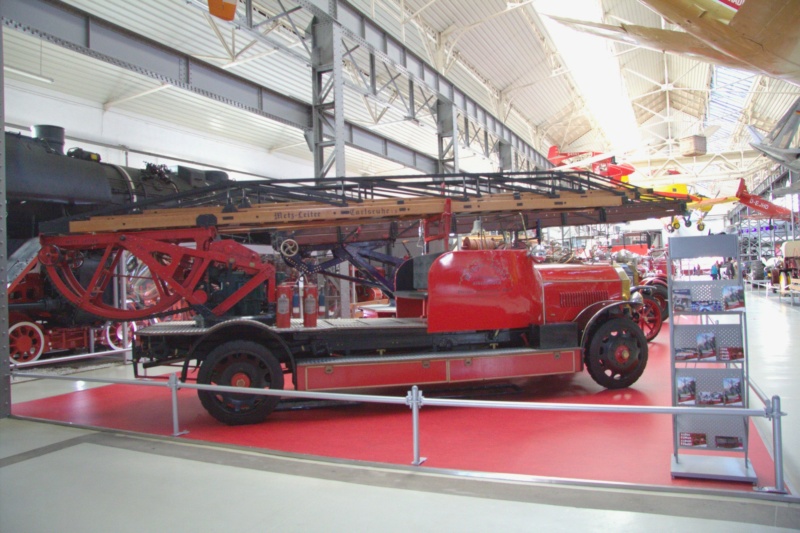 US + Deutsche Feuerwehrfahrzeuge im Technikmuseum Speyer... Img_6844