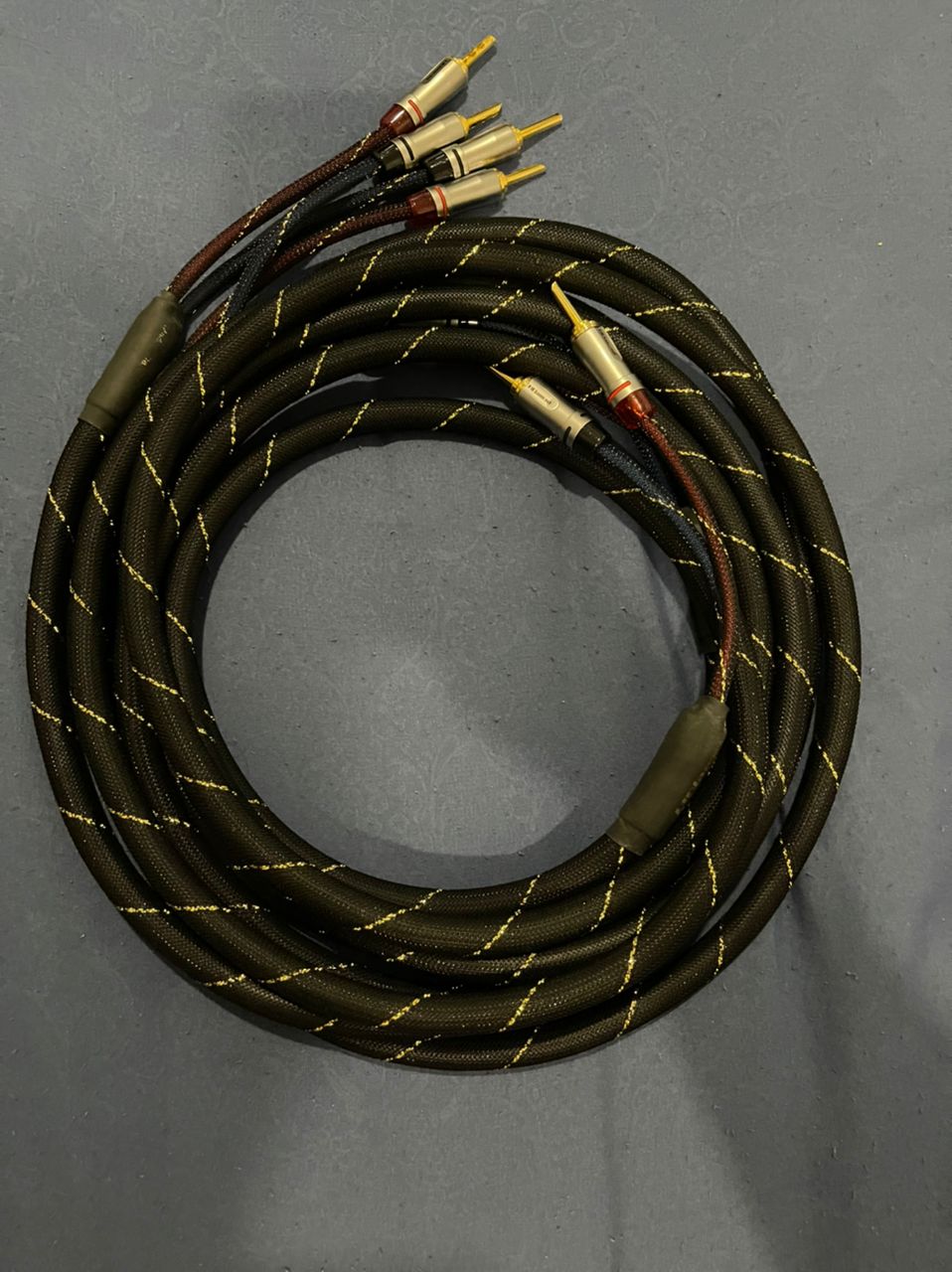 HiDiamond D1 , D2 speaker cables Whatsa27