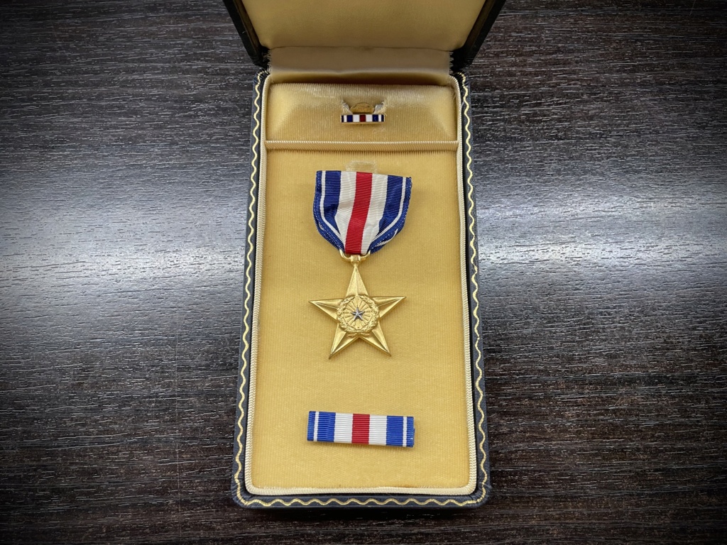 Une Silver Star numérotée WW2 :) 64d46f10