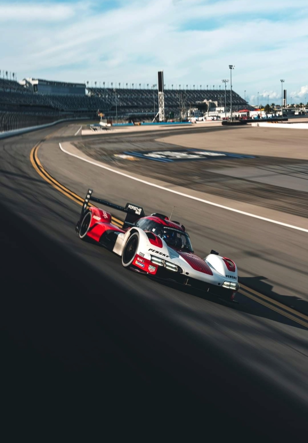 Porsche de retour en endurance Img_2139