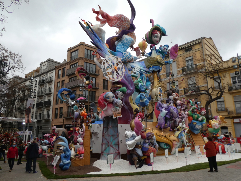 Carnaval "LAS FALLAS" de Valencia en Espagne P1110514