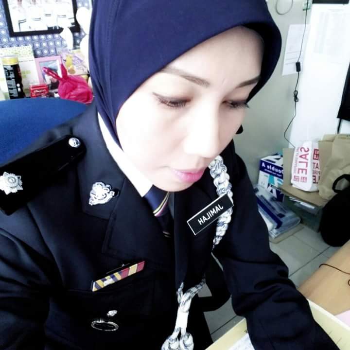 Malaysian Police Uniform Jamila10