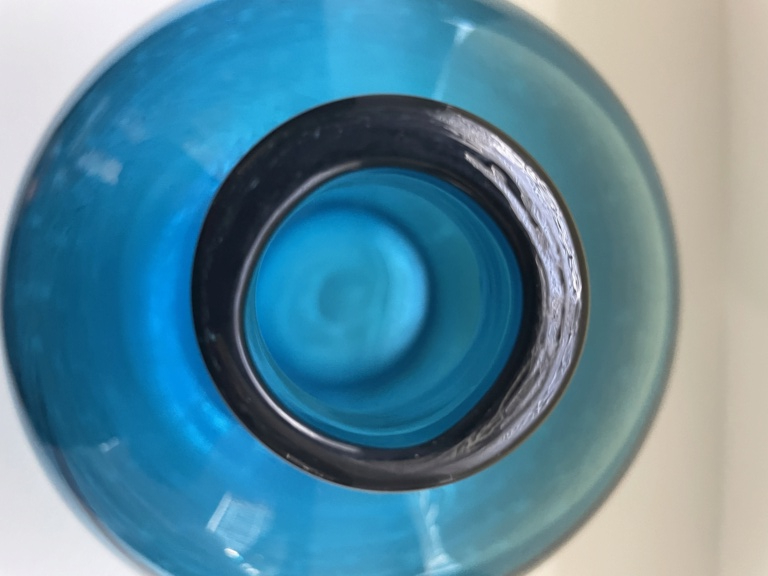 Turquoise Blue Bottle Shaped Glass Vase - Vintage?   Img_3716
