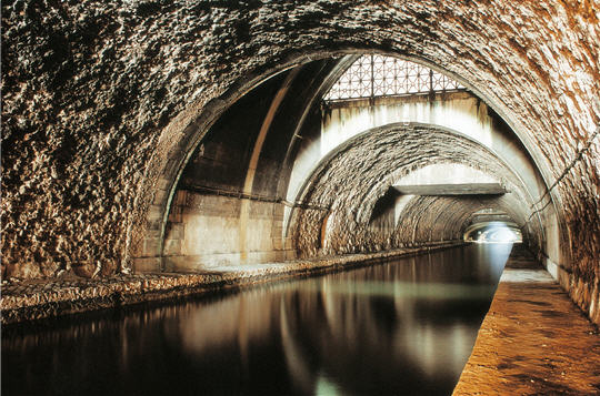 Tunnel de droite .. 2210