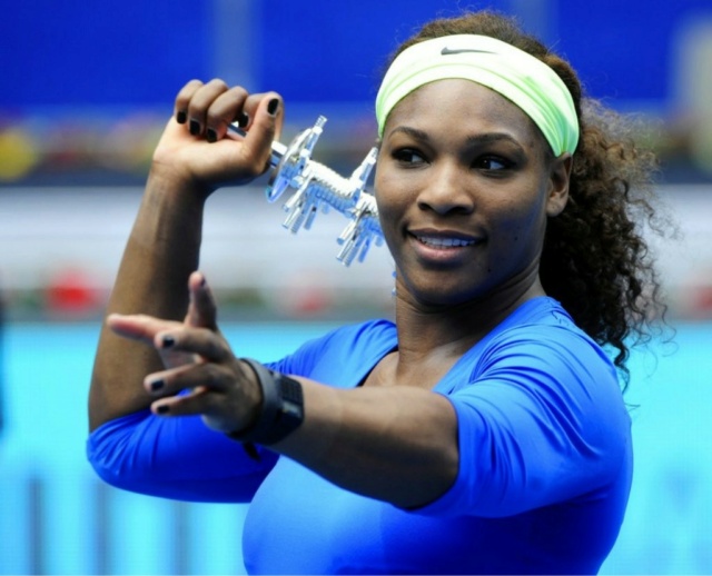 Venus & Serena Williams - 3 - Page 58 3-99-g10
