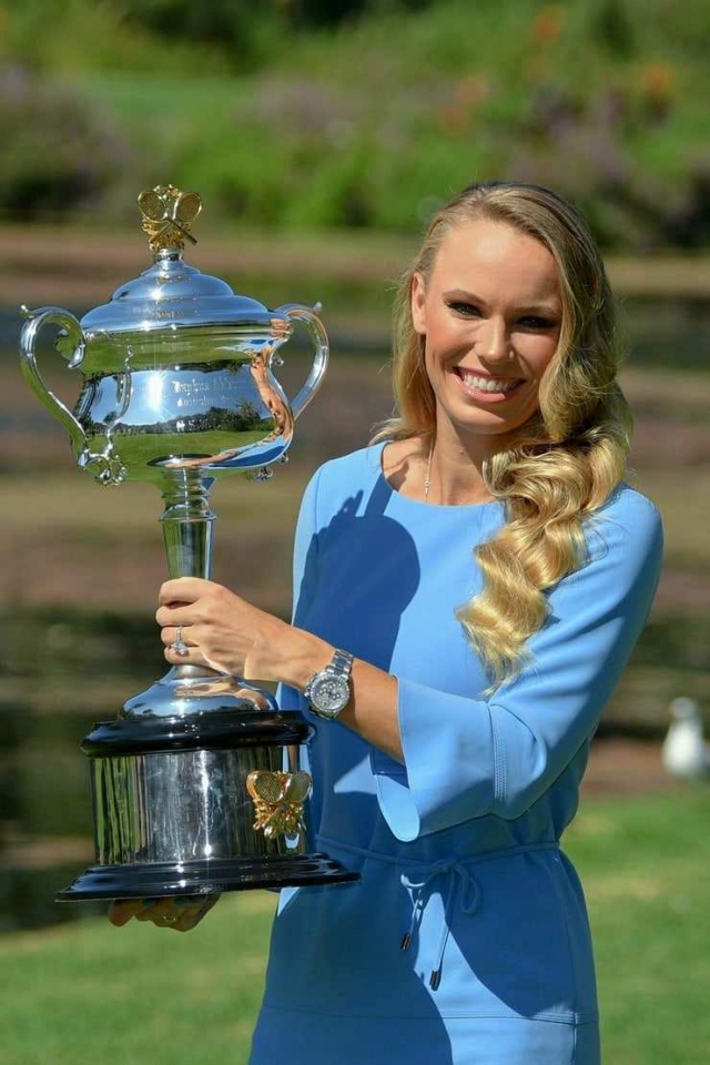 Caroline Wozniacki - 3 - Page 55 Carol211