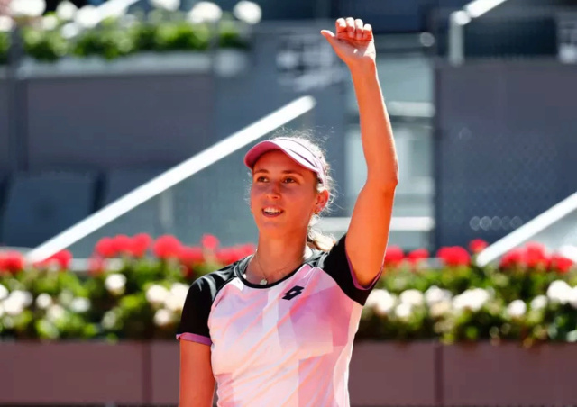 Elise Mertens - Page 60 Elise_22