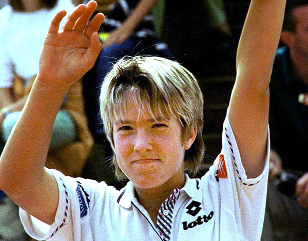 Justine Henin - 3 - Page 14 Henin910