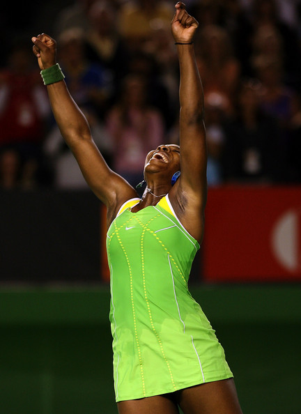 Venus & Serena Williams - 3 - Page 50 Serena19