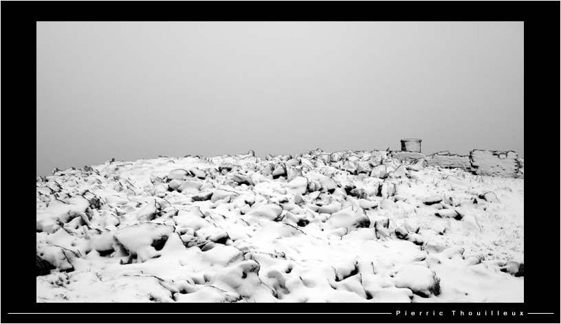 Neige tardive sur le massif du Pilat (14/05/07) Dsc01311