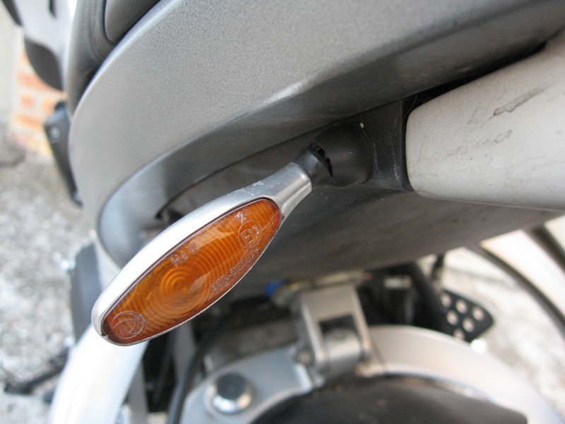 clignotants sur buell xb12s Img_1410