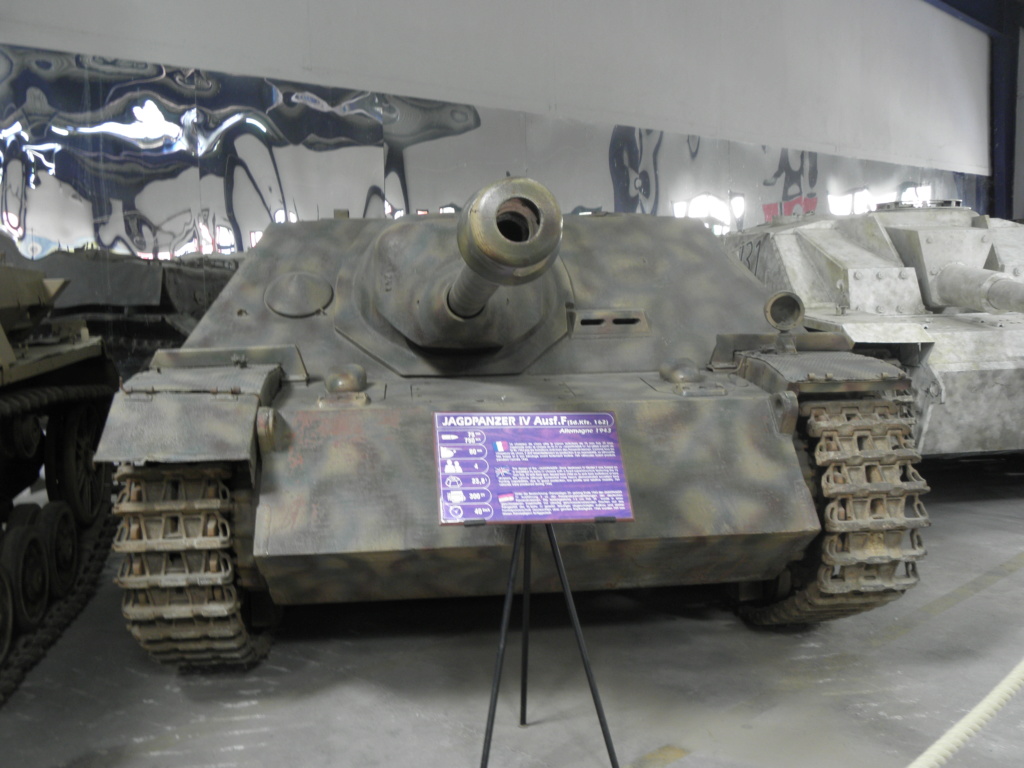 musée des blindés de SAUMUR, partie chars allemands P7200025