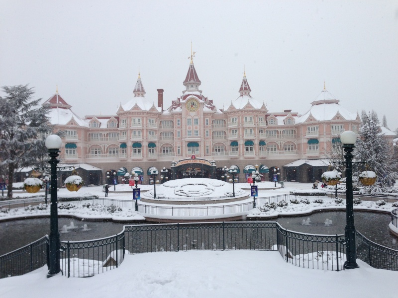 disneyland neige - Vos photos de Disneyland Paris sous la neige ! - Page 26 Photo_38