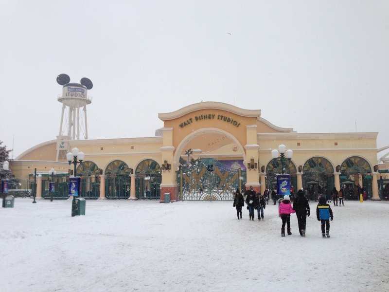 disneyland neige - Vos photos de Disneyland Paris sous la neige ! - Page 26 Photo_40