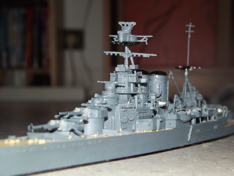 HMS Hood au 1/700 de trumpeter Dscf3613