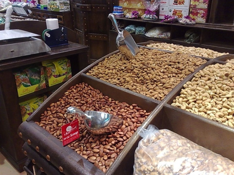 ديكور محل عطارة بسوق الشاطئ / جوزة الطيب