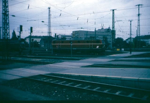 Die Baureihe 1044 der ÖBB - der Staubsauger 1044_110