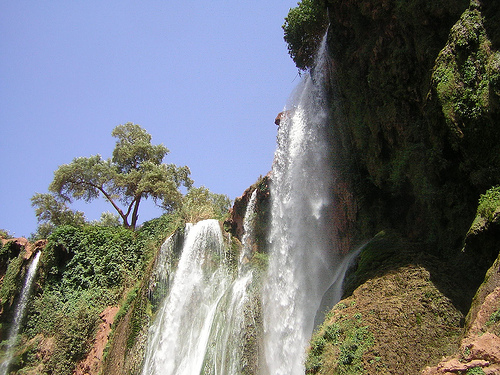 شلالات (اوزود) من اروع الشلالات الشهيرة في المغرب 12877510