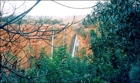 شلالات (اوزود) من اروع الشلالات الشهيرة في المغرب Casc_o11