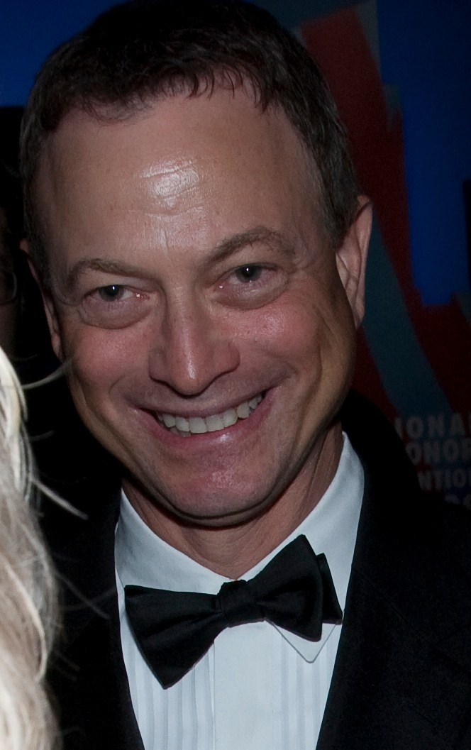 Gary Sinise - Page 2 67143210
