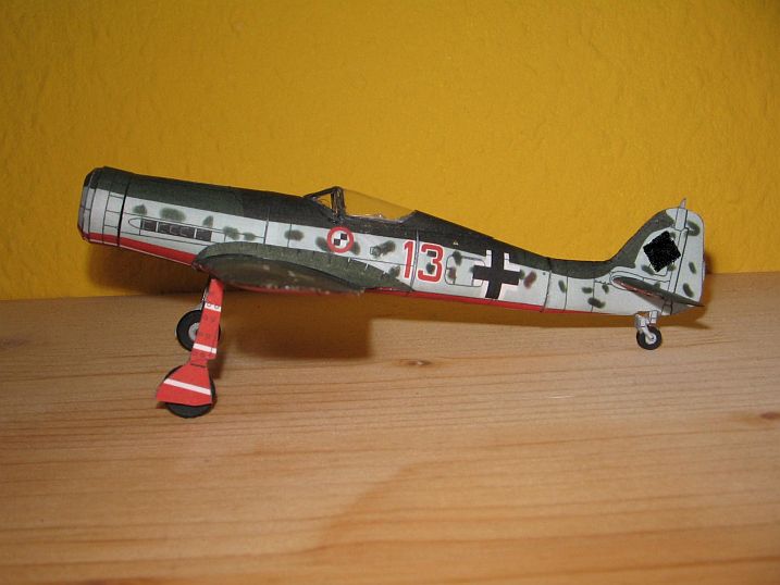 Fw 190 D-9  "Papagaiengeschwader" 190-0310