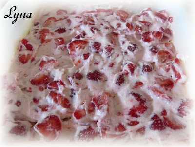 Gâteau aux fraises sans cuisson Gzetea18