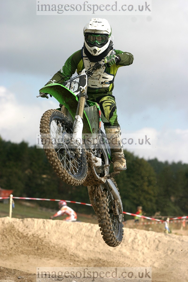 Racing photos from Foxholes-Wiltshire Foxhol11