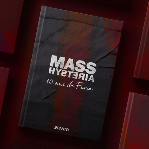 MASS HYSTERIA Un livre, intitulé Mass Hysteria - 7 decembre 2020 Ac163