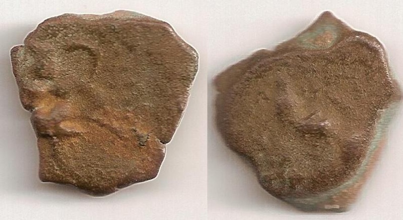 Octavo de calco de Ebusus con forma irregular. 111